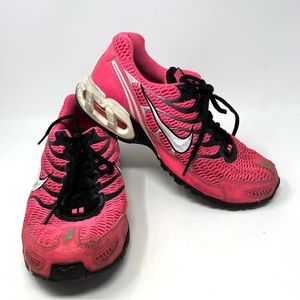 Nike Air Max Torch 4  Pink & Black Size 9.5 Sneakers